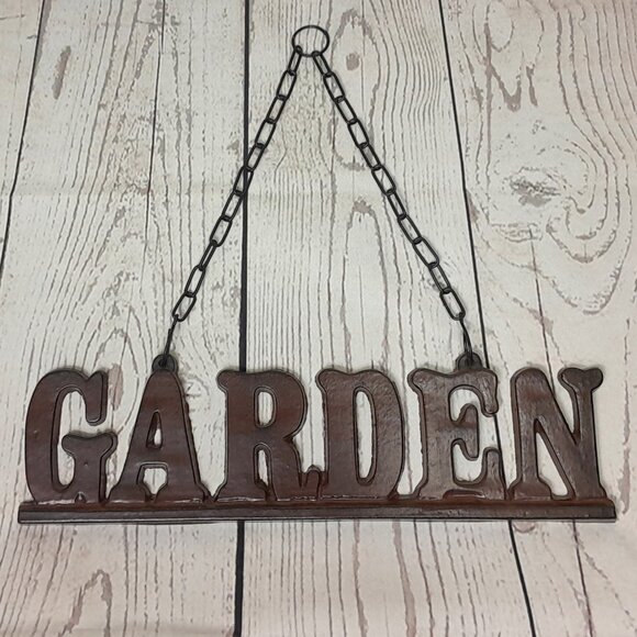Garden Sign Cast Iron Rustic Metal Wall Plaque With Hanging Chain - Picture 1 of 10